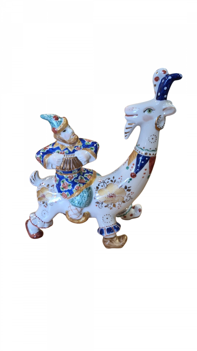 Скульптура"Потеха"  авт.Чечулина Г.Д.рос.Полякова С.Ю.