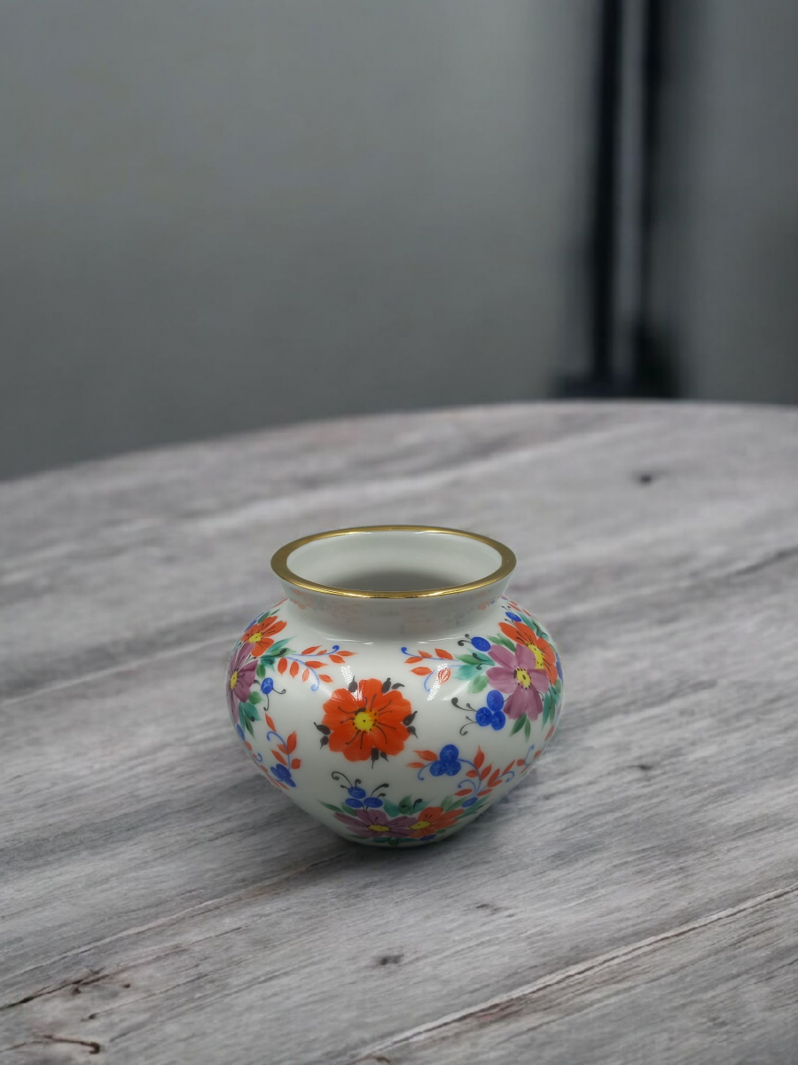 Ваза Горшочек Ассорти авт.рос.Иванова М.В.