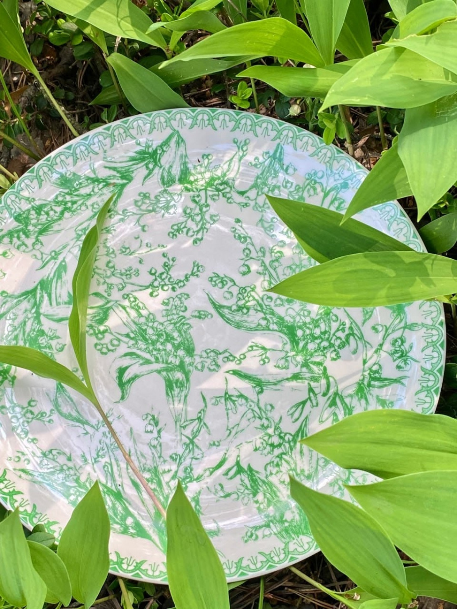 Тарелка мелкая диам. 270 мм Гладкий край Райские ландыши Изумруд