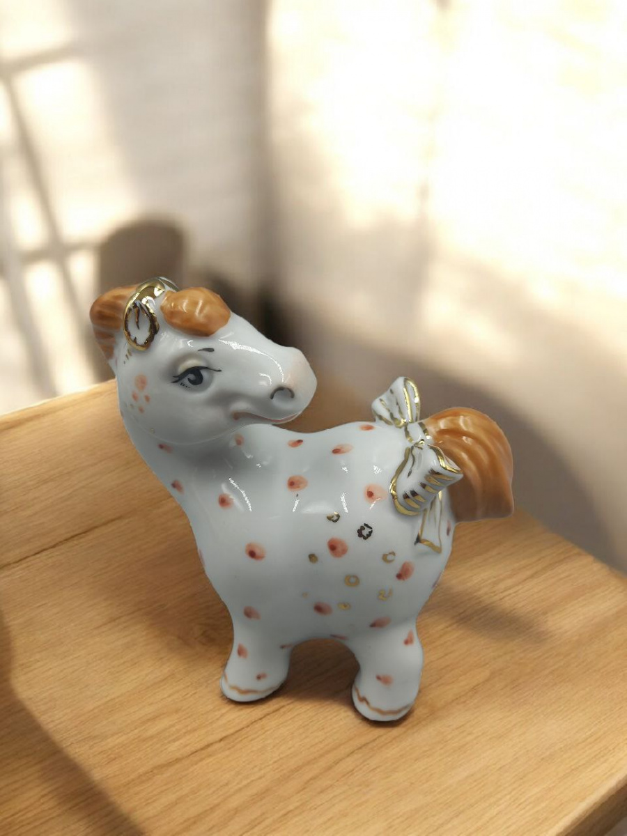 Скульптура"Лошадка-модница" авт.Ковтун С.А.