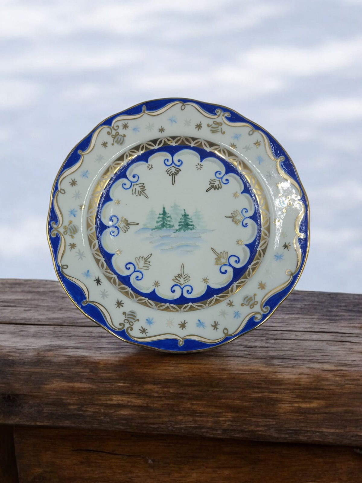 Тарелка мелкая диам.175 мм Вырезной край Зима авт.рос.Коришева Е.С.