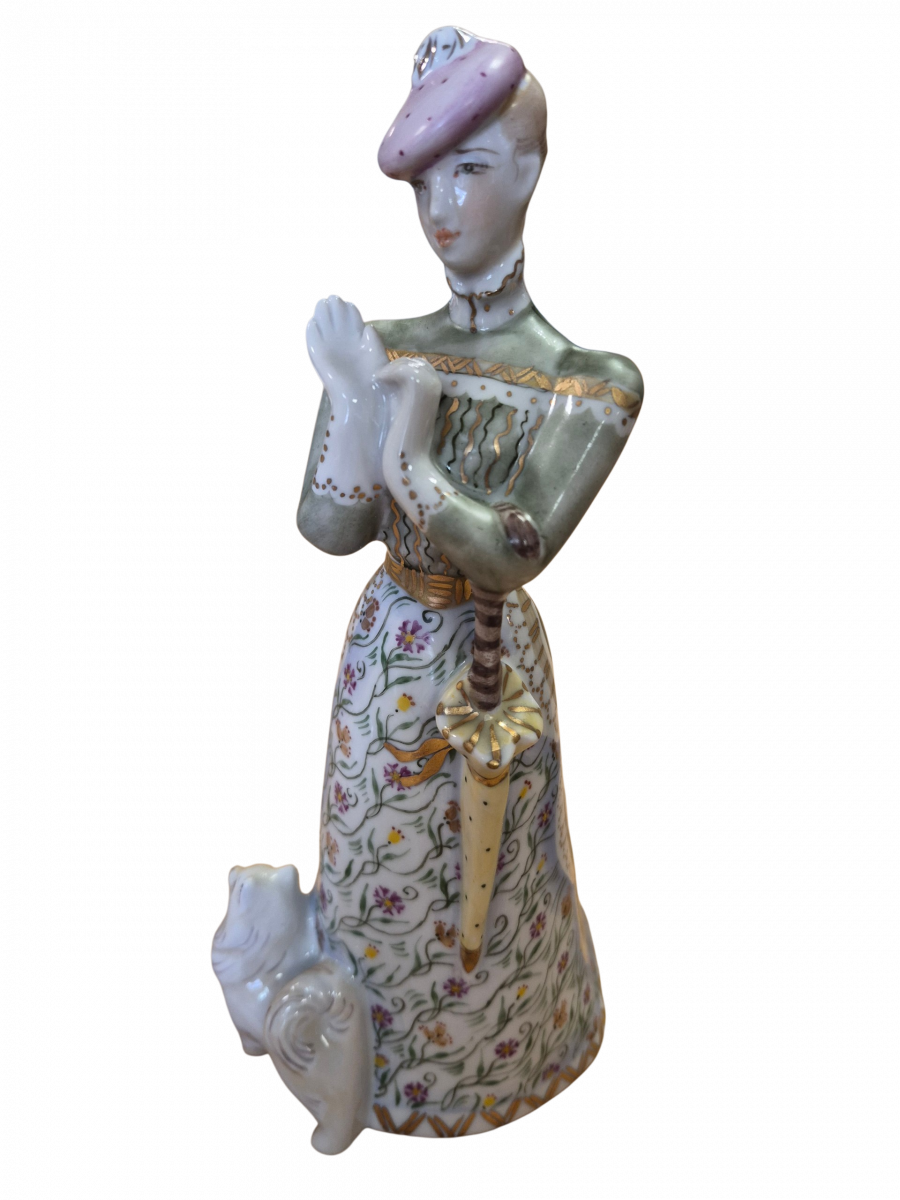 Скульптура"Дама с собачкой"  авт.Бржезицкая А.Д.рос.Шапкина И.А.