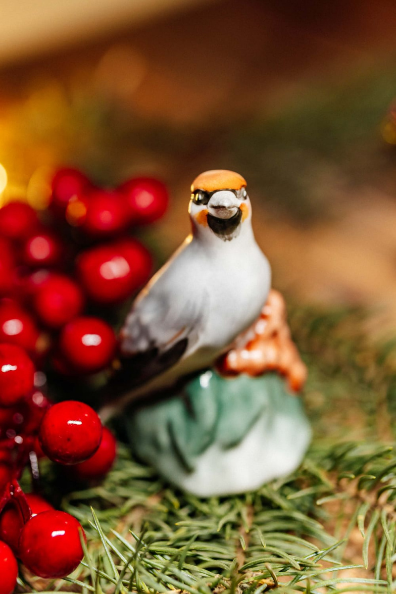 Скульптура"Свиристель" авт.Бычков И.К.рос.Бычкова И.Ю.