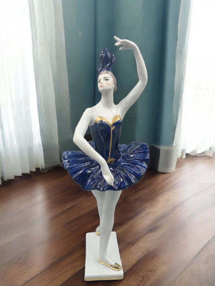 Скульптура"Майя Плисецкая" (Одиллия)  авт.Малышева Н.А.рос.Иванова М.В.