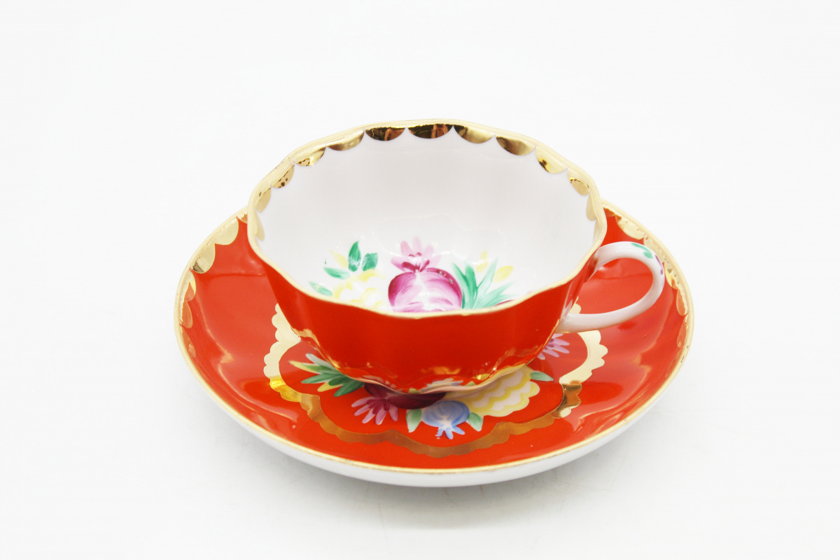 Чашка чайная с блюдцем 220 мл Тюльпан Красавица Красный