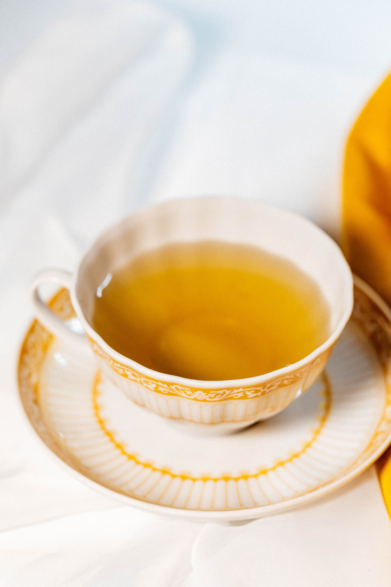 Чашка чайная с блюдцем 275 мл Белый лебедь Царский узор И.У.