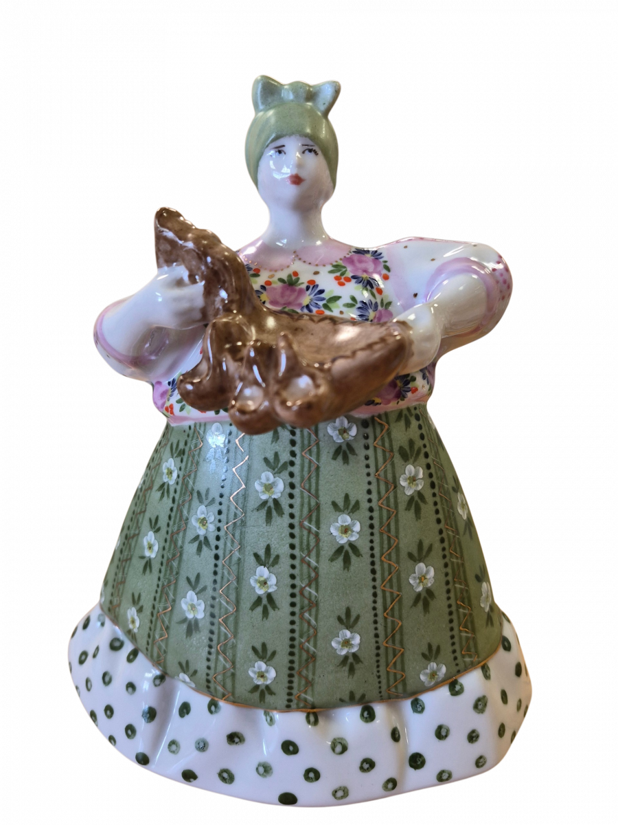 Скульптура"Русский квас" авт.Чечулина Г.Д.рос.Иванова М.В.