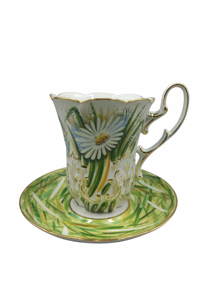 Бокал с блюдцем Рельефный Ромашки авт. рос.Коришева Е.С