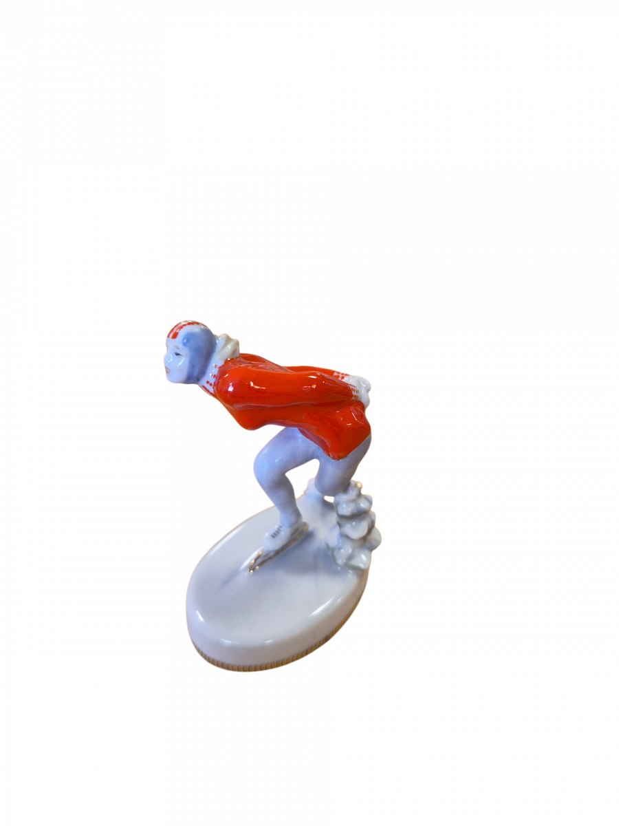 Скульптура"Конькобежка" авт.Таежная О.П.рос.Шапкина И.А