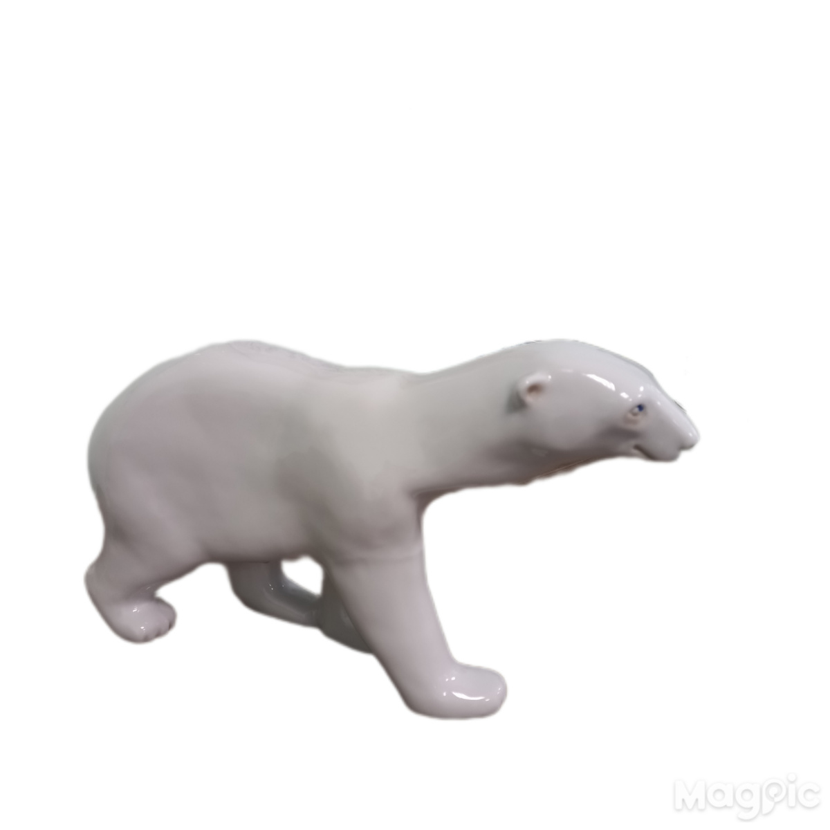 Скульптура"Белый медведь" авт.Звягин А.В.