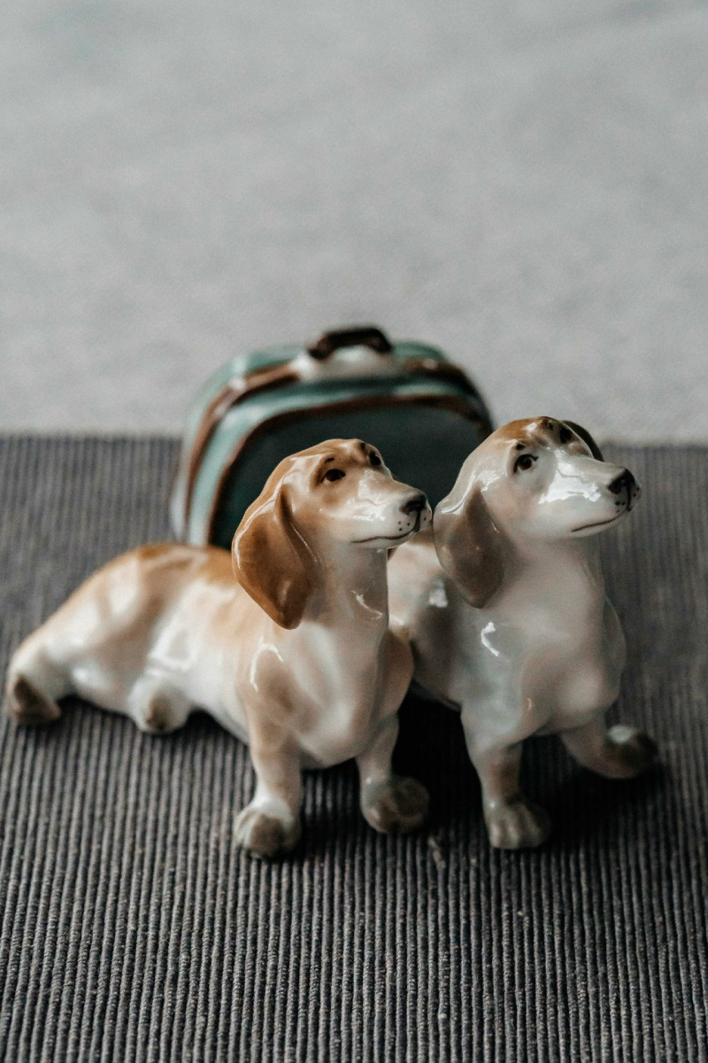 Скульптура "Бром и Хина" авт.рос.Бычков И.К