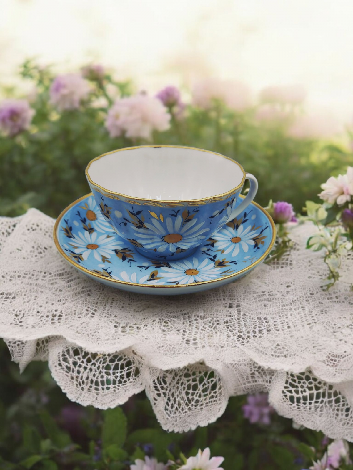 Чашка чайная с блюдцем Белый лебедь Ромашки в голубом рос.Иванова М.В.																														