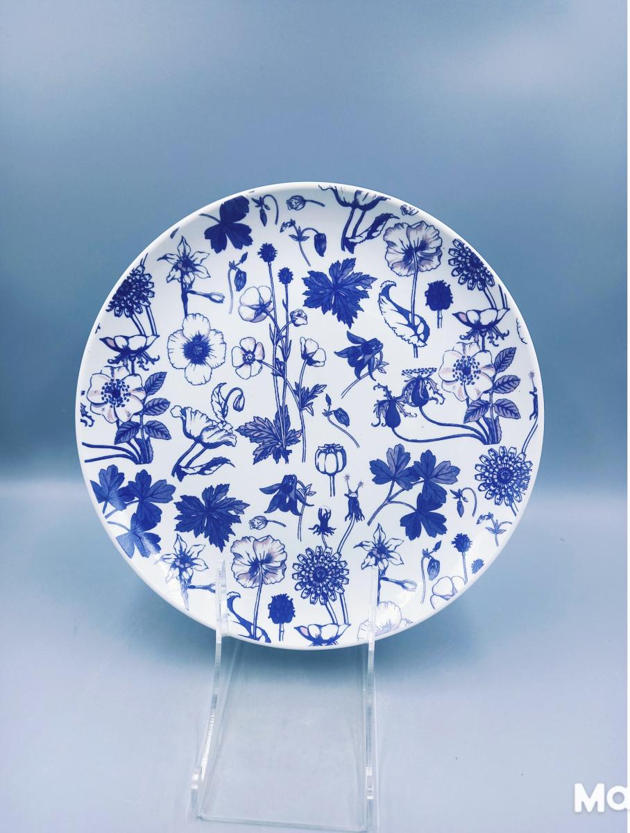 Тарелка диам 270 мм На лугу (керамика)																														