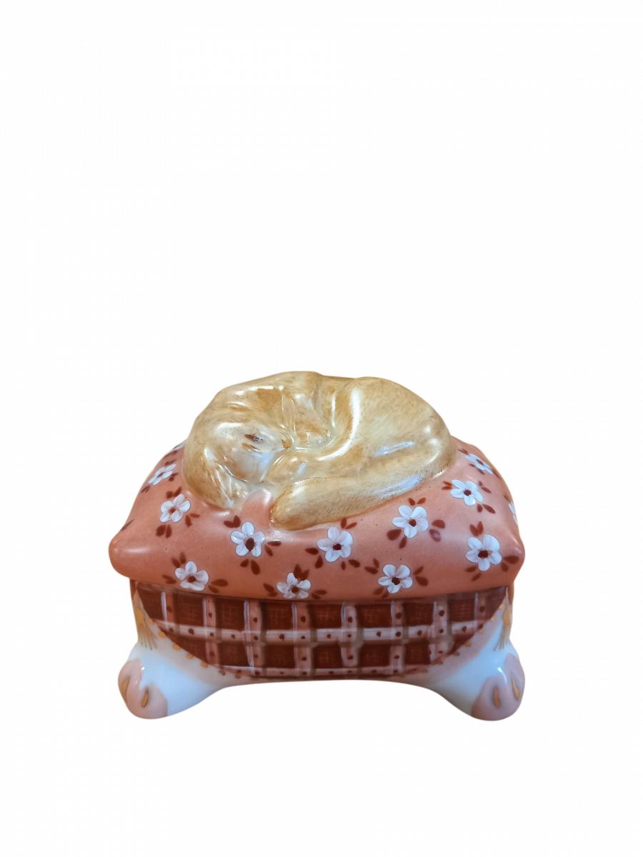 Шкатулка Кошка рос.Иванова М.В.